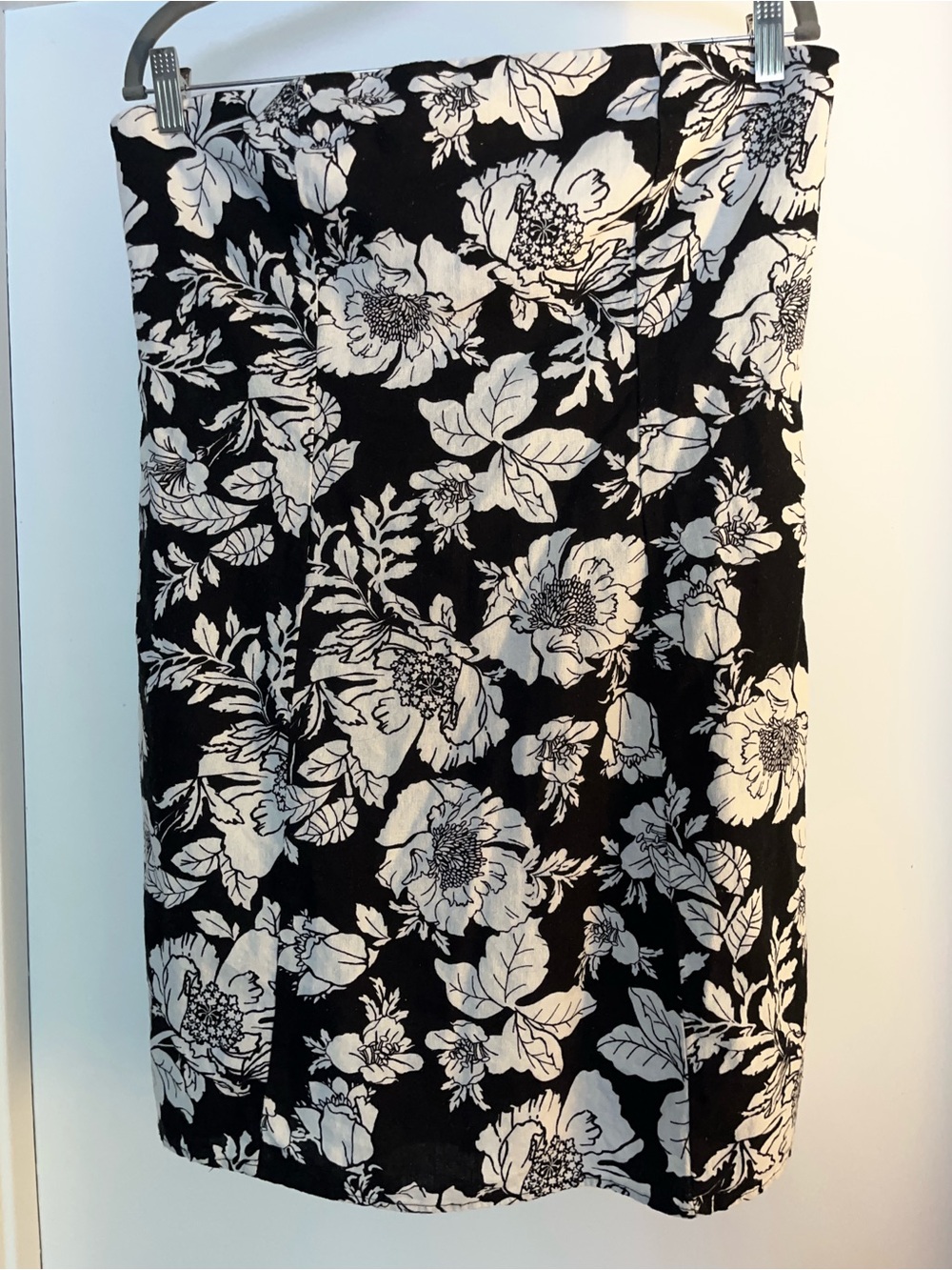 Old Navy Linen-Blend Fit and Flare Strapless Dress